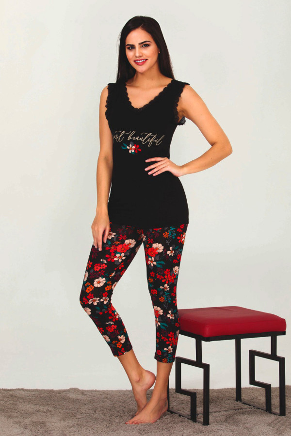 siyah renk ve çiçek desenli 12023 kadın kaprili lady pijama takımı, eli̇t0012023-m, lady pijama takımı, ELİT0012023-M