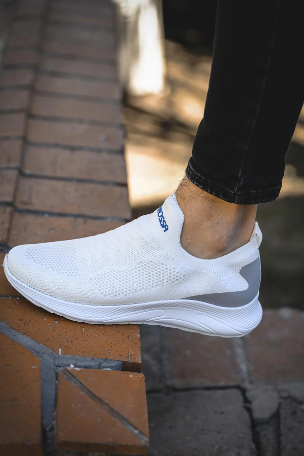 beyaz renk günlük yüksek taban slip-on, hafif yürüyüş bağcıksız kadın spor ayakkabı, 30510, spor ayakkabı, Ferrossa