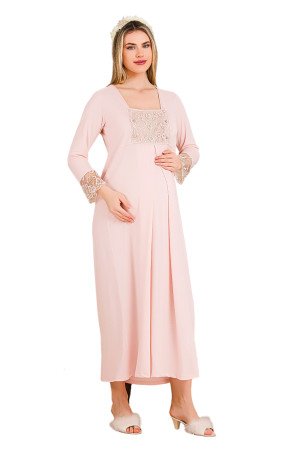Bebek Pembe Renkli, Dantel Detaylı, Uzun Kol ve Derin Patlı, 33402 Lohusa Hamile Gecelik